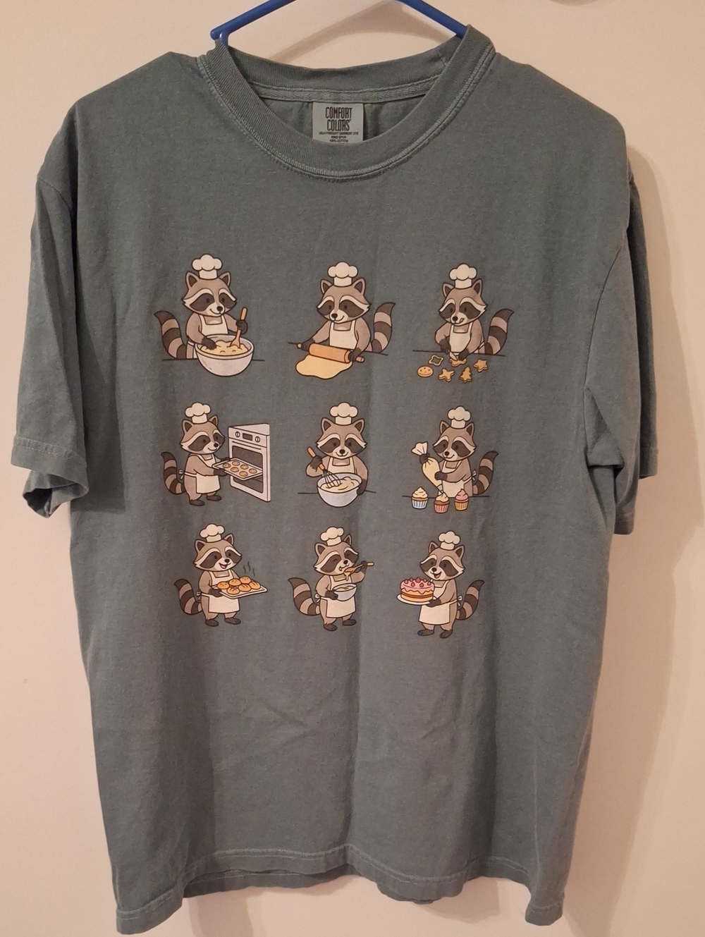 NWOT Baking Racoon Comfort Colors Tee